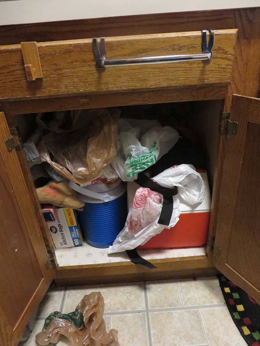 Decluttering kitchen cabinets